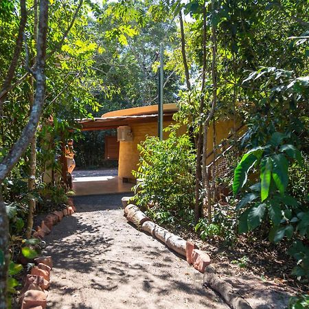 Floresta Encantada Telescopio,Fogueira, Riacho Chapada dos Guimarães Exteriör bild
