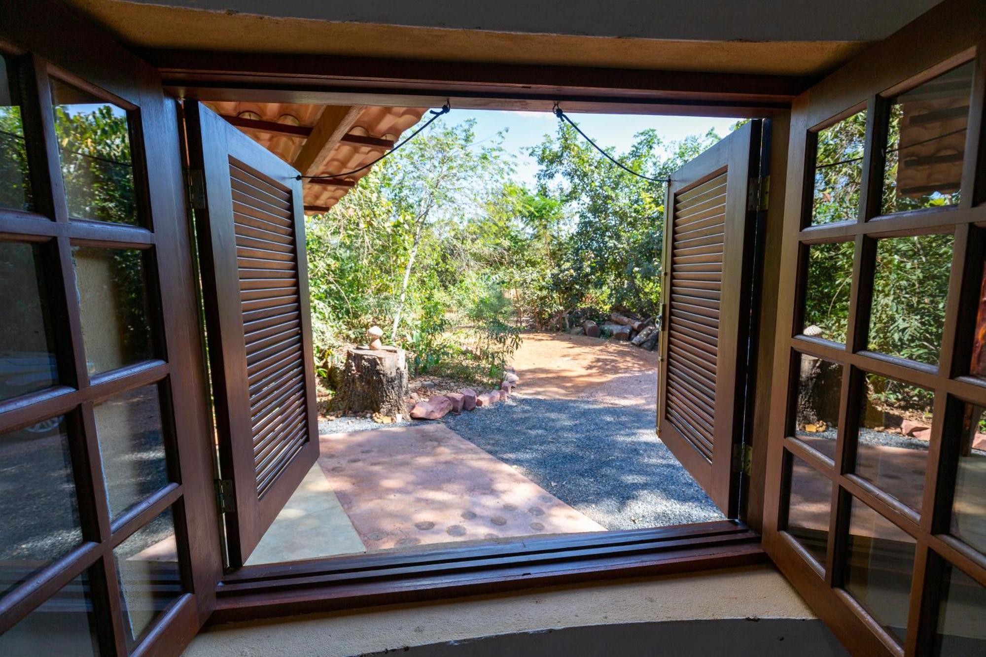 Floresta Encantada Telescopio,Fogueira, Riacho Chapada dos Guimarães Exteriör bild